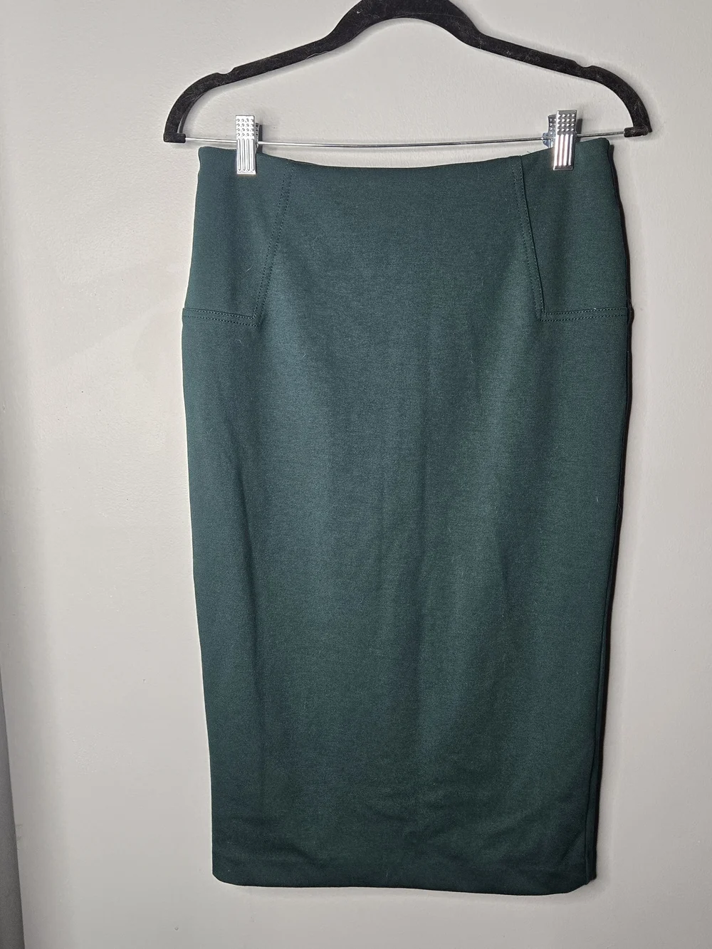 New York & Company Stretch Forest Green Pencil Skirt Size S Career Office Midi